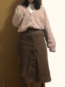 まりんさんの「コーデュロイフロントボタンスカート（ハイウエスト・丈短め64～67cm）」を使ったコーディネート