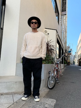 「アイテム（その他トップス、ホワイト系）」を使った、ishizawaさん（メンズ・172cm）の秋コーディネート