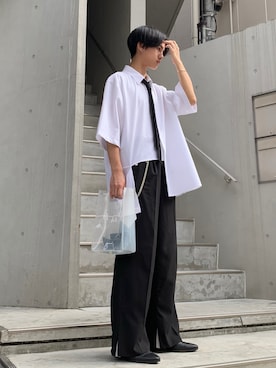 「krm（クルミ）のアイテム」を使った、まきとんさん（メンズ・173cm）の春コーディネート