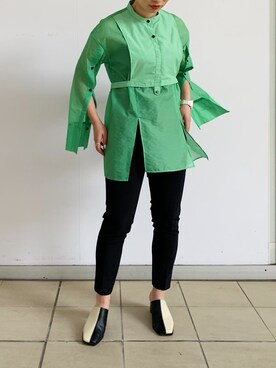 「UNITED TOKYO（ユナイテッドトウキョウ）のフィールドシアーブラウス（シャツ/ブラウス、グリーン系）」を使った、Yukiko Fukudaさん（レディース・155cm）の春コーディネート