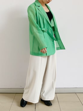 「UNITED TOKYO（ユナイテッドトウキョウ）のフィールドシアーJK（テーラードジャケット、グリーン系）」を使った、Yukiko Fukudaさん（レディース・155cm）の春コーディネート