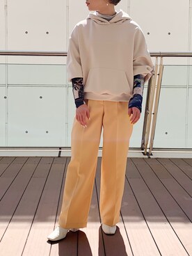 「UNITED TOKYO（ユナイテッドトウキョウ）のNEOウールライクワイドパンツ（その他パンツ、イエロー系）」を使った、Yukiko Fukudaさん（レディース・155cm）の春コーディネート