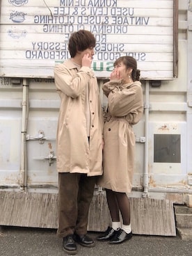 「カップル」｜「アイテム（トレンチコート）」を使った、まみぞさん（レディース・165cm）の冬コーディネート