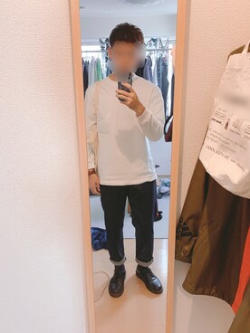 「UNIQLO（ユニクロ）のクルーネックT（長袖）（Tシャツ/カットソー、ホワイト系）」を使った、yuto_23さん（メンズ・179cm）の秋コーディネート