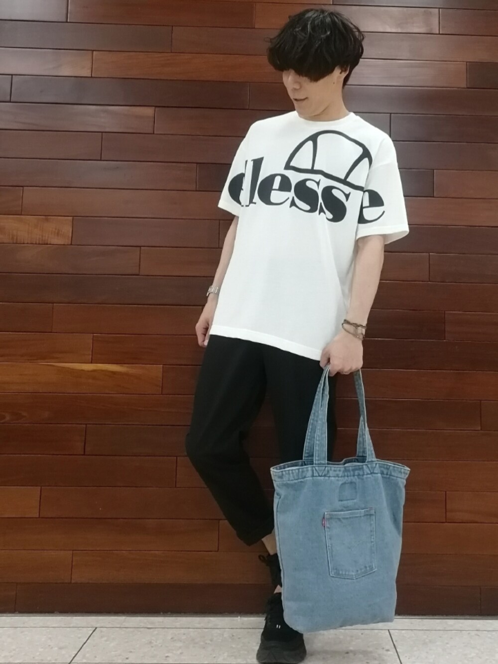 「おでかけ、夏コーデ」｜「wakamiのwakami / ワカミ 　EARS 7STAND                     （ブレスレット、グリーン系）」を使った、YU-KINさん（メンズ・170cm）の春コーディネートの1枚目の写真