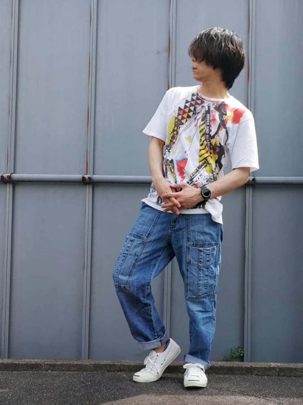 「米津玄師、ヨネヅラー、Tシャツ、夏コーデ、スニーカー、古着コーデ」｜「CONVERSEのconverse コンバース JACK PURCELL ジャックパーセル WHITE（スニーカー、ホワイト系）」を使った、YU-KINさん（メンズ・170cm）の夏コーディネートの1枚目の写真