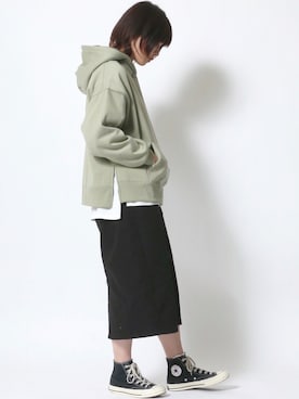 「スウェットパーカー」｜「アイテム（その他）」を使った、Salong hameu  Womenさん（レディース・165cm）の秋コーディネート