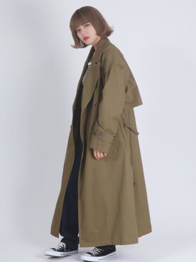「カーキアウター」｜「アイテム（トレンチコート）」を使った、Salong hameu  Womenさん（レディース・165cm）の春コーディネート