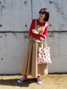 「アイテム（トートバッグ、レッド系）」を使った、ARINA / 杉本侑菜さん（レディース・163cm）の春コーディネート