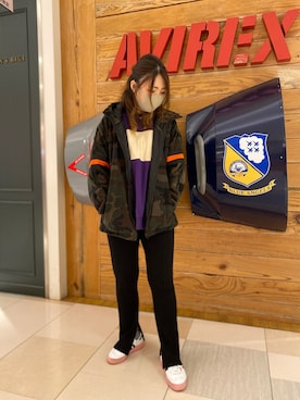 「AVIREX（アヴィレックス）のアイテム（その他アウター）」を使った、chiiさん（レディース・160cm）の秋コーディネート