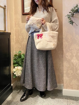 「白ニット」｜「アイテム（財布/小物）」を使った、haruさん（レディース・149cm）の秋コーディネート
