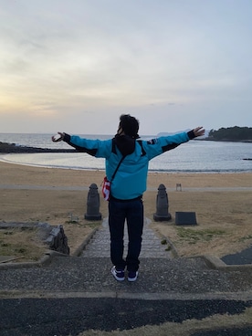 「Supreme （シュプリーム）のアイテム（パンツ）」を使った、mizさん（メンズ・166cm）の冬コーディネート