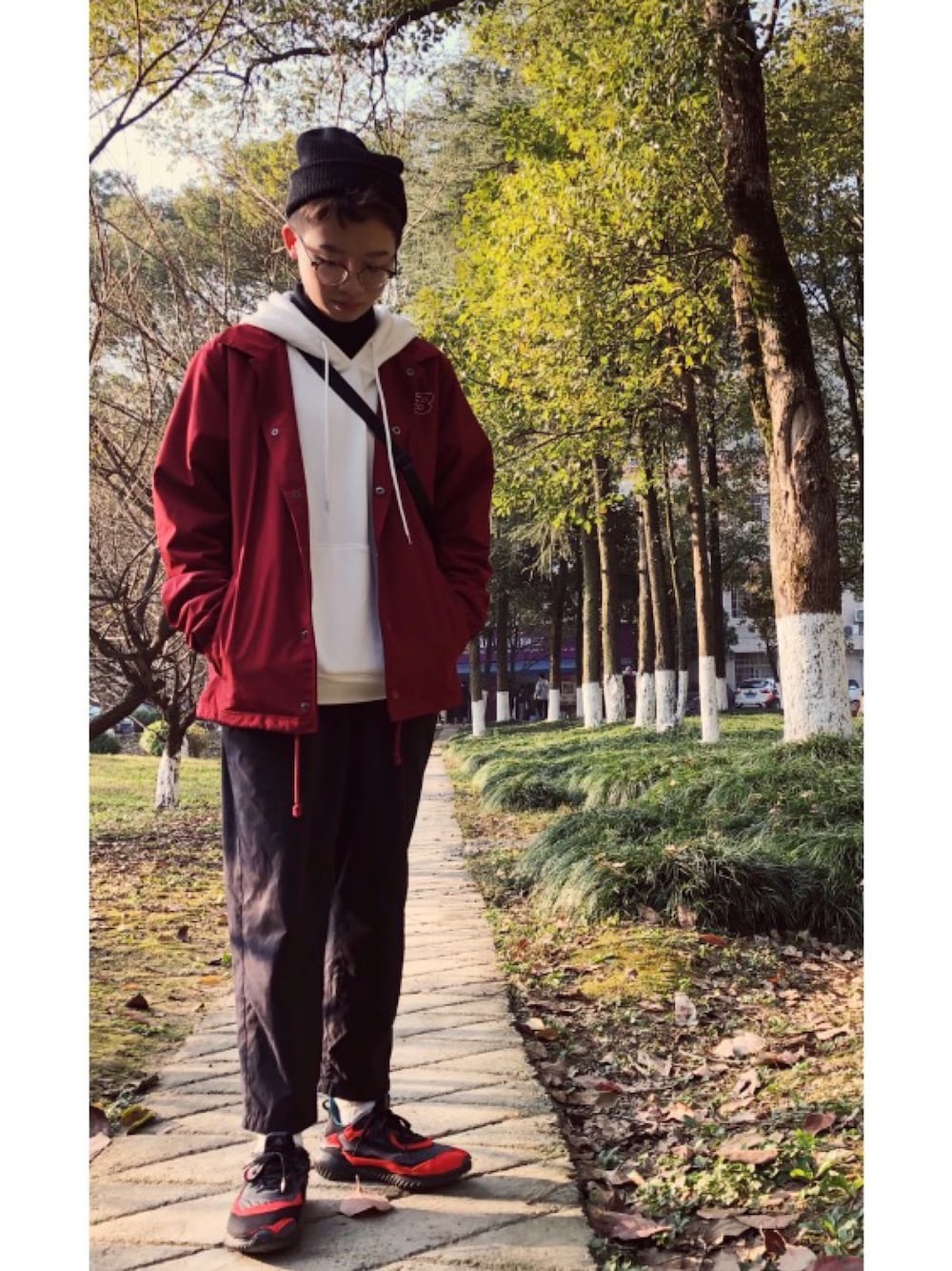 「NEW BALANCEのアイテム（スタジャン、レッド系）」を使った、Eden147 さん（メンズ・165cm）の秋コーディネートの1枚目の写真