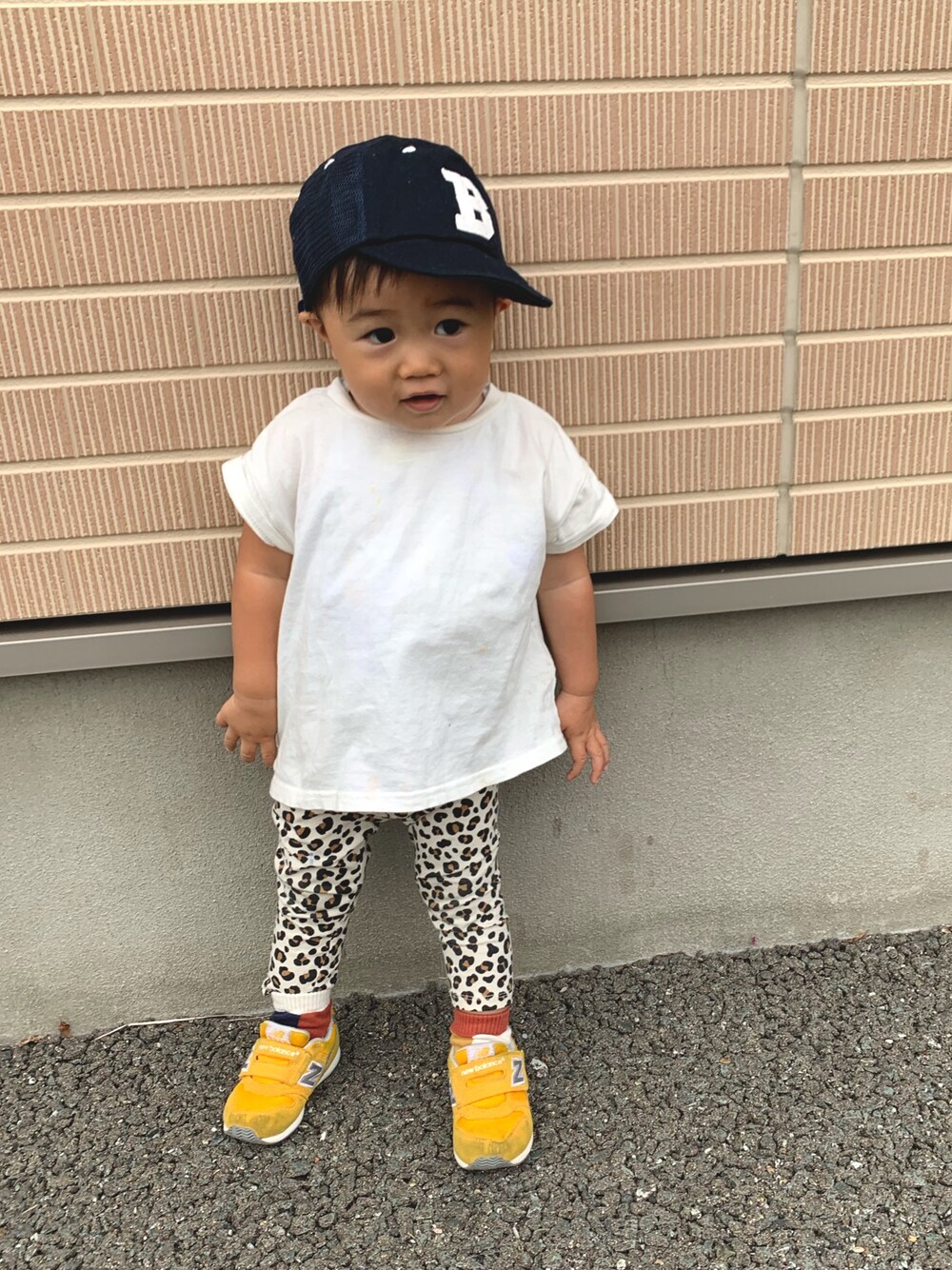 「キッズコーデ、キッズファッション、男の子、男の子コーデ、カジュアルコーデ、おしゃれさんと繋がりたい、キャップコーデ、キャップ部」｜「Samansa Mos2のアイテム（Tシャツ/カットソー、ホワイト系）」を使った、KIRA☆REIさん（キッズ・80cm）の秋コーディネートの1枚目の写真