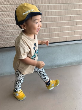 「1歳半」｜「アイテム（キャップ）」を使った、KIRA☆REIさん（キッズ・100cm）の秋コーディネート