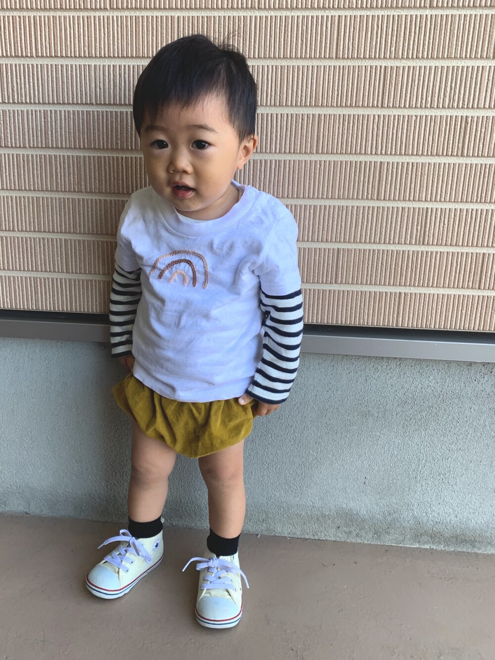 「カジュアル、カジュアルコーデ、キッズコーデ、キッズファッション、おしゃれさんと繋がりたい、息子コーデ、1歳、1歳半」｜「Handmadeのアイテム（Tシャツ/カットソー、ホワイト系）」を使った、KIRA☆REIさん（キッズ・80cm）の秋コーディネートの1枚目の写真