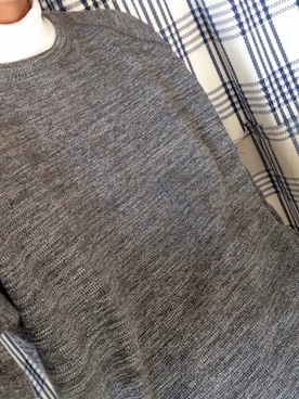 「GU（ジーユー）のアイテム（Tシャツ/カットソー、グレー系）」を使った、なぎささん（メンズ・180cm）の冬コーディネート