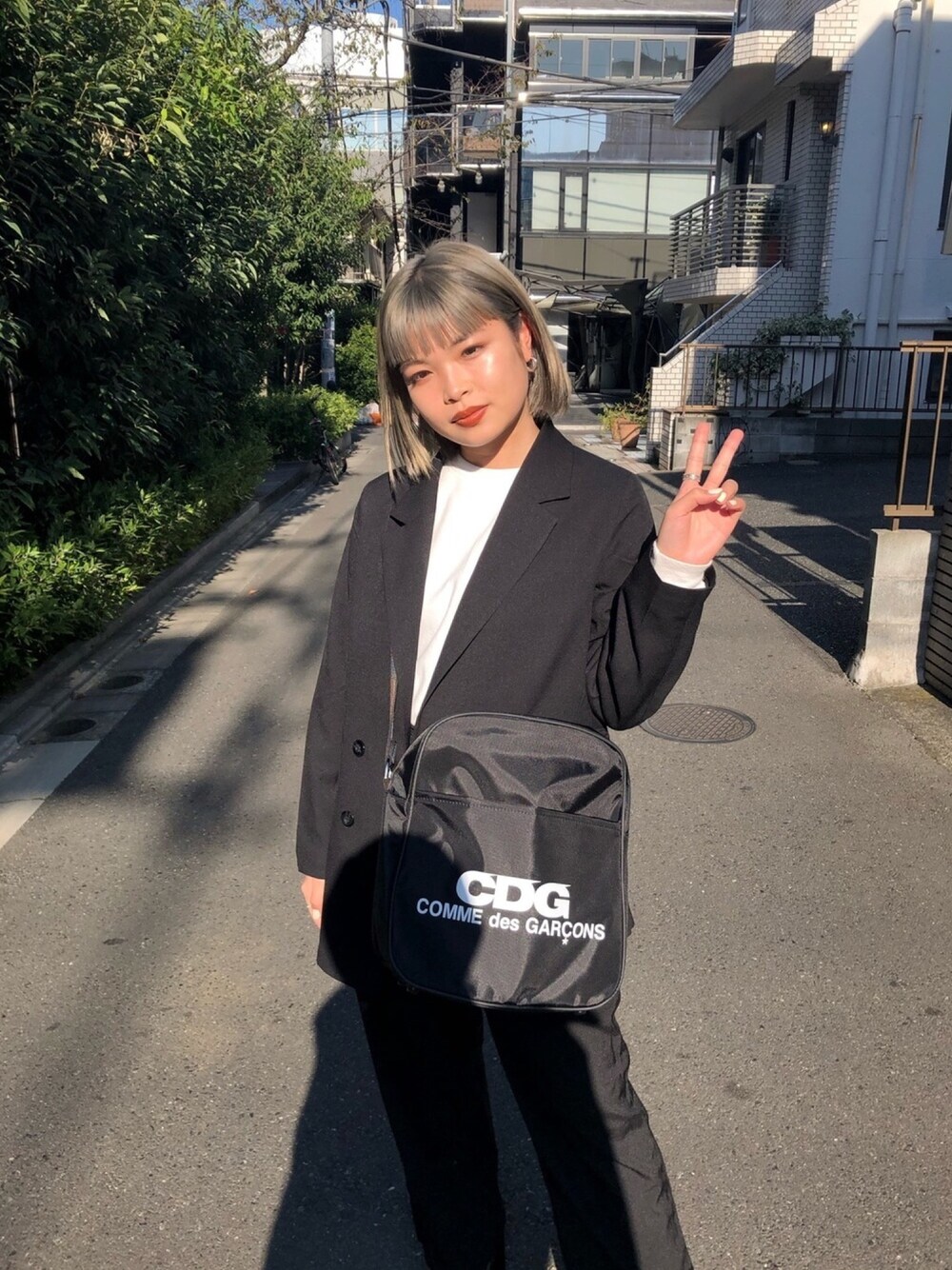 「GU、ブラックコーデ、ジャケット、COMME des GARCONS、CDG」｜「GUのアイテム（トップス、ブラック系）」を使った、amichqnさん（レディース・163cm）の秋コーディネートの1枚目の写真