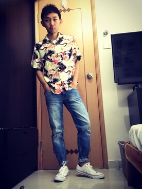 Ero S Yipさんのコーディネート