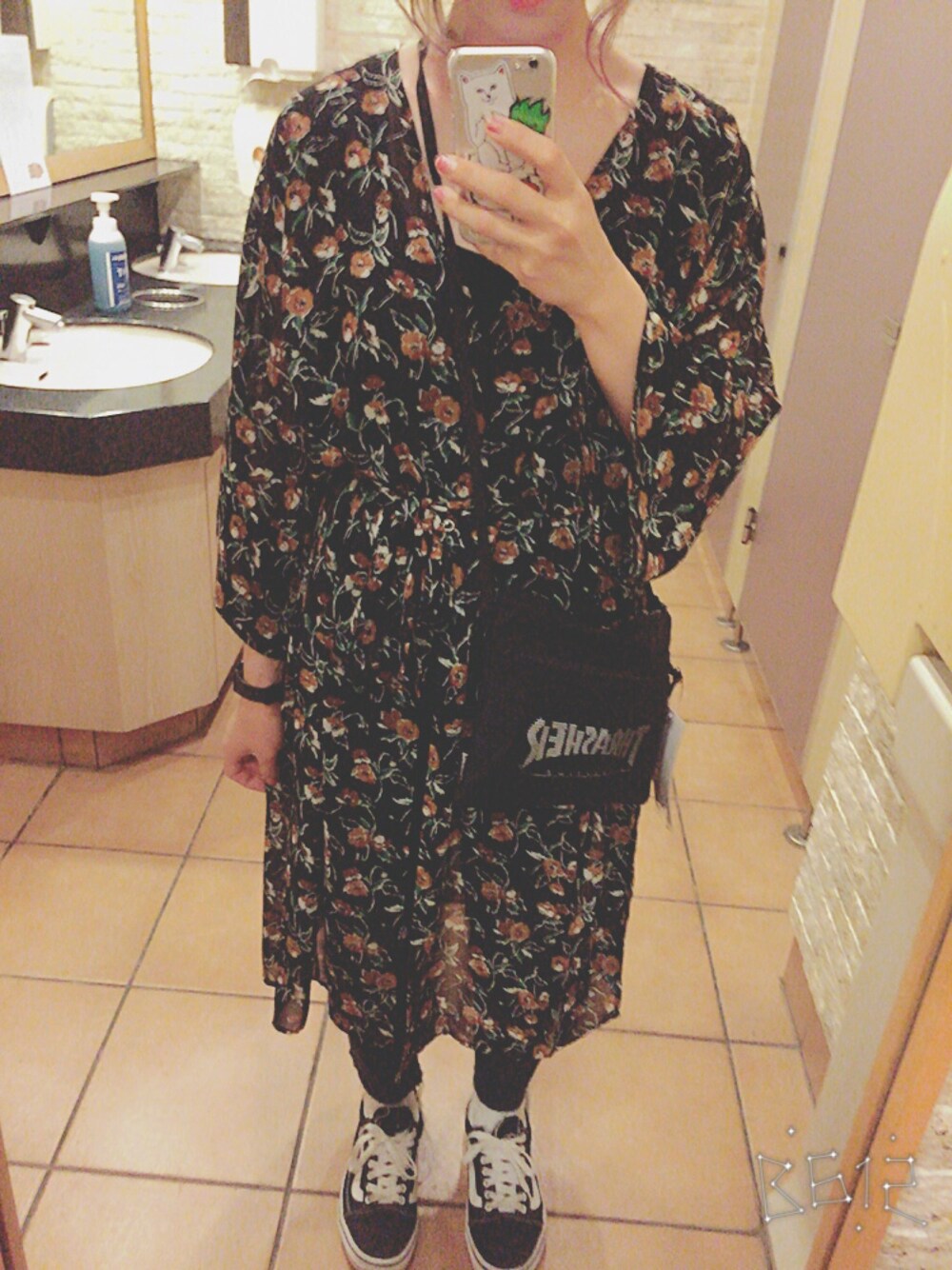 「ootd、VANS、GU、THRASHER」｜「THRASHERのアイテム（ショルダーバッグ、ブラック系）」を使った、▽△MIKI▽△さん（レディース・154cm）の夏コーディネートの1枚目の写真
