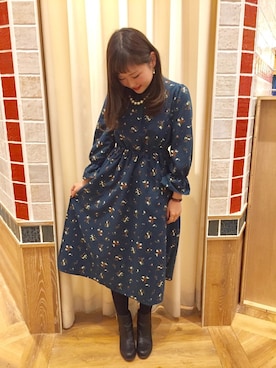 「earth music&ecology（アースミュージックアンドエコロジー）のアイテム（ブーツ）」を使った、rina matsumotoさん（レディース・163cm）の秋コーディネート