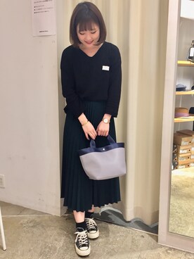 rina matsumotoさんの「無地プリーツロングスカート」を使ったコーディネート