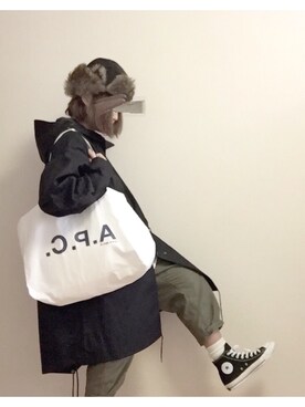 「A.P.C.」｜「アイテム（モッズコート）」を使った、こはる。さん（レディース・163cm）の冬コーディネート
