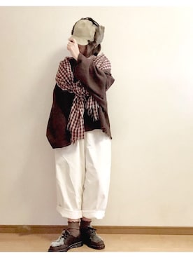 「赤チェック」｜「アイテム（キャップ）」を使った、こはる。さん（レディース・163cm）の秋コーディネート