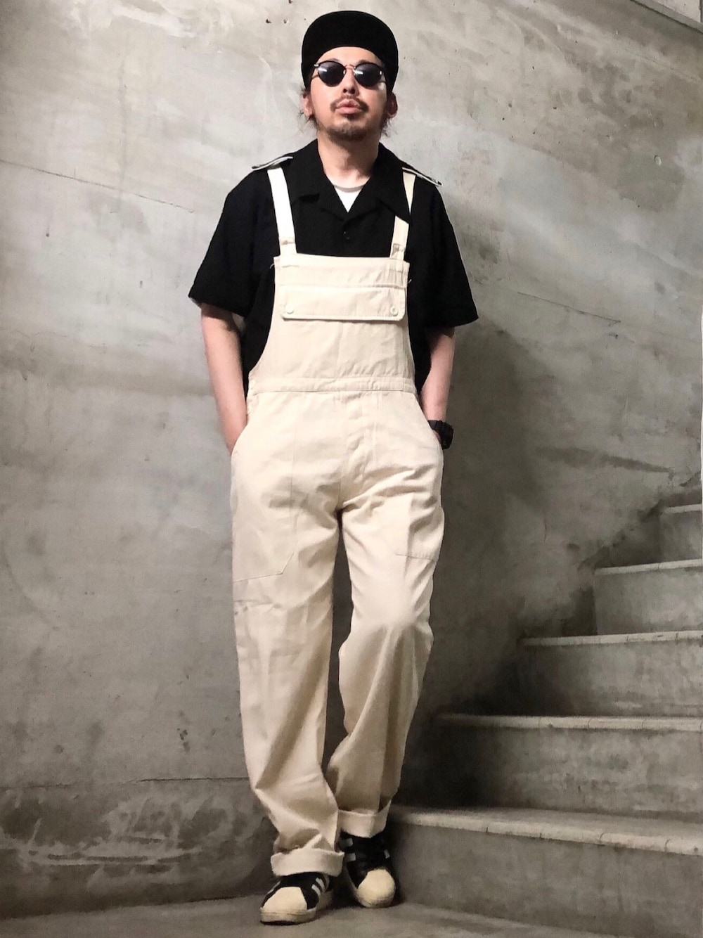 「air tokyo、コラボ、オープンカラーシャツ、開襟シャツ、ボーリングシャツ、ミリタリーシャツ、WAIPER、オーバーオール、サロペット、オーバーオール普及協会」｜「WAIPER.incの新品 復刻 フランス海軍 1940's HBT オーバーオール ナチュラル（サロペット/オーバーオール、ベージュ系）」を使った、MasaakiOoueさん（メンズ・169cm）の夏コーディネートの1枚目の写真