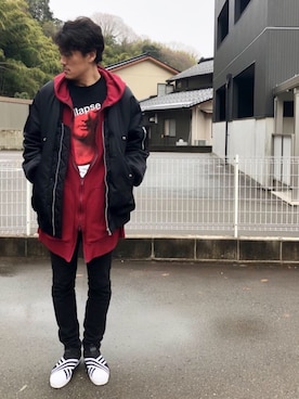 「UNDERCOVER（アンダーカバー）のアイテム（MA-1）」を使った、yayacoさん（メンズ・178cm）の春コーディネート
