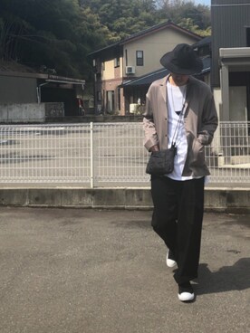 「CONVERSE TOKYO（コンバーストウキョウ）のアイテム（ショルダーバッグ）」を使った、yayacoさん（メンズ・178cm）の春コーディネート
