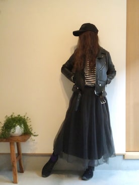 「キャップ女子」｜「アイテム（ライダースジャケット）」を使った、yayacoさん（レディース・156cm）の冬コーディネート