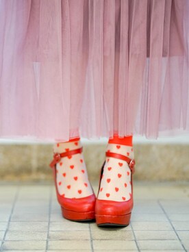 「red」｜「アイテム（パンプス）」を使った、ari2anaさん（レディース・165cm）の春コーディネート