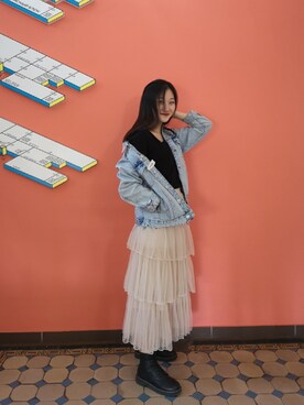「ZARA（ザラ）のアイテム（Denim jacket、ブルー系）」を使った、雅哥啊さん（レディース）の春コーディネート