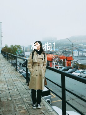 「CONVERSE（コンバース）のアイテム（Sneakers、ブラック系）」を使った、雅哥啊さん（レディース）の春コーディネート