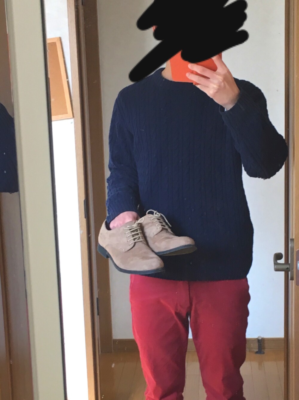 「GUのアイテム（ニット/セーター、ブルー系）」を使った、そう 。。さん（メンズ・170cm）の春コーディネートの1枚目の写真