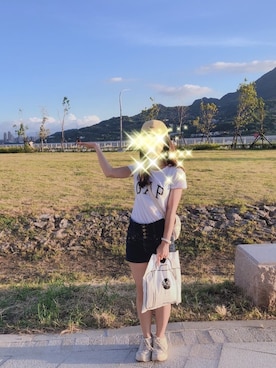 「5（ファイブ）のアイテム（帽子）」を使った、CHARさん（レディース・159cm）の冬コーディネート