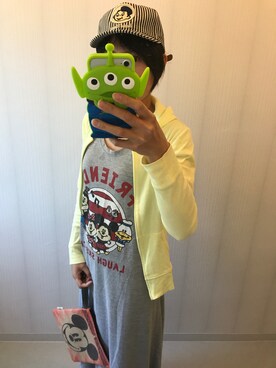 「GU（ジーユー）のアイテム（パーカー、イエロー系）」を使った、みいさん（レディース・153cm）の春コーディネート