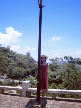 「blueのアイテム（ワンピース、レッド系）」を使った、树树Eさん（レディース）の夏コーディネート