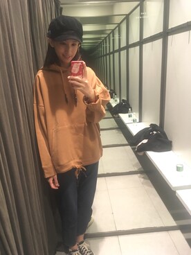 「ZARA（ザラ）のアイテム（パーカー、ブラウン系）」を使った、树树Eさん（レディース）の秋コーディネート