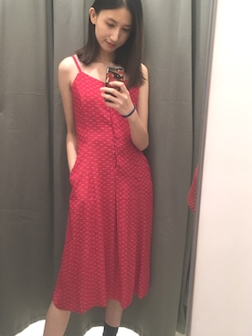 「UNIQLO（ユニクロ）のアイテム（ワンピース、レッド系）」を使った、树树Eさん（レディース）の春コーディネート