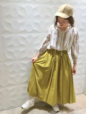 「ブラウスコーデ」｜「アイテム（キャップ）」を使った、miyuさん（レディース・157cm）の春コーディネート