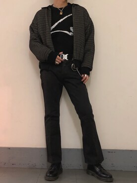 「Yves Saint Laurent（イヴサンローラン）のアイテム（パンツ）」を使った、大佐古 陣冶さん（メンズ・178cm）の冬コーディネート