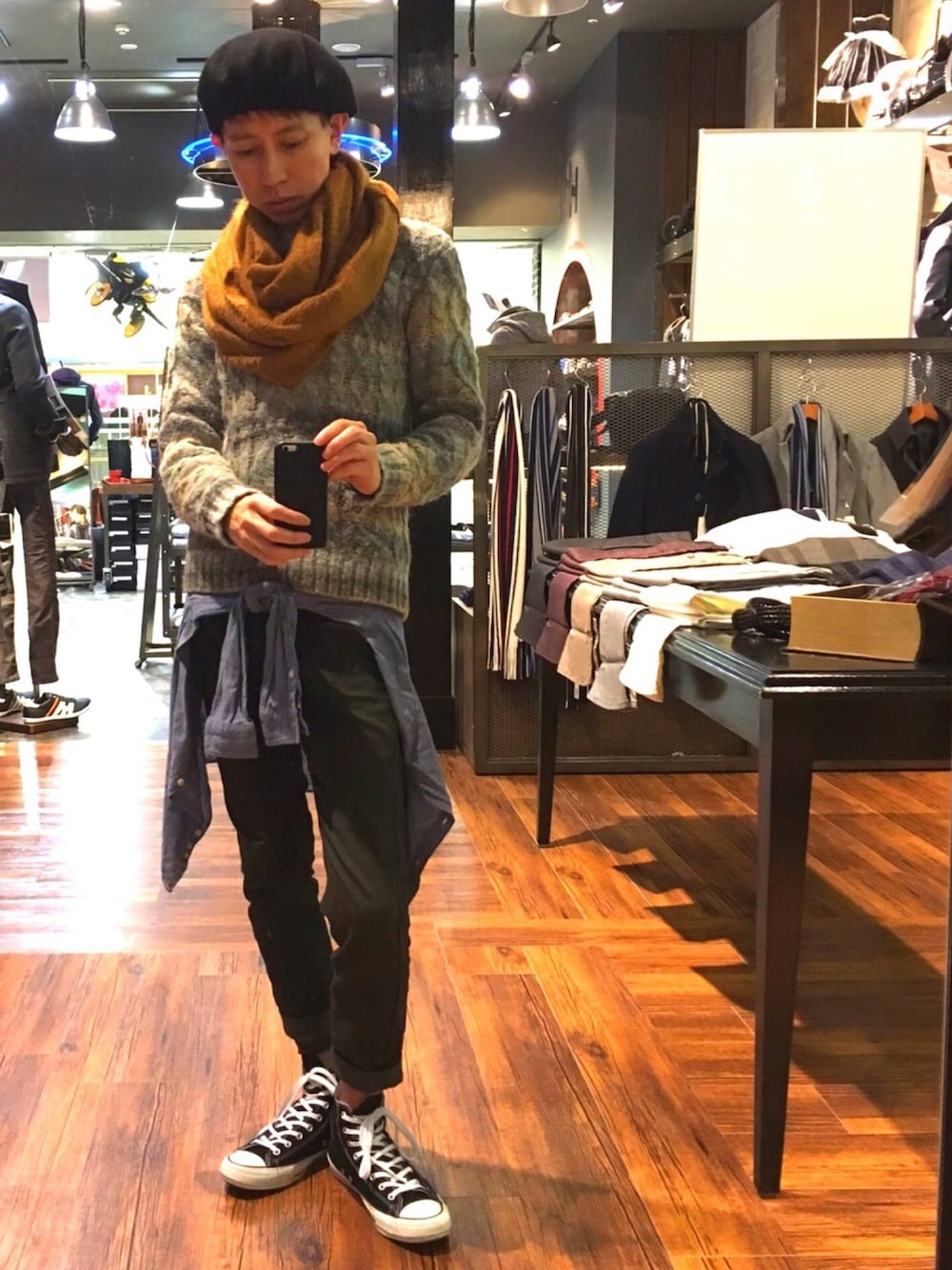 「バナナぶ、関西オフ会2016、WEAR昭和部、ハイダウェイニコル、ハイダウェイニコル(レニウムハイダウェイ)、ニコルクラブフォーメン、アリオ鳳、ベレー帽、へザー、コンバース」｜「帽子屋 flavaのアイテム（ハンチング/ベレー帽、ブラック系）」を使った、Daisuke Morimotoさん（メンズ・178cm）の冬コーディネートの1枚目の写真
