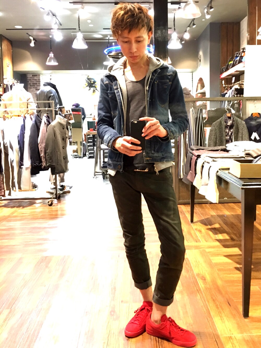 「バナナぶ、WEARkansai、WEAR昭和部、アリオ鳳、ハイダウェイニコル、ハイダウェイニコル(レニウムハイダウェイ)、ニコルクラブフォーメン、ラトルトラップ、プーマ、オトナカジュアル」｜「RATTLE TRAPの裏毛スウェットデニムジャケット（デニムジャケット、ブルー系）」を使った、Daisuke Morimotoさん（メンズ・178cm）の冬コーディネートの1枚目の写真