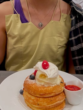 「VIAVANDAのアイテム（ベスト、イエロー系）」を使った、2999さん（レディース・159cm）の秋コーディネート