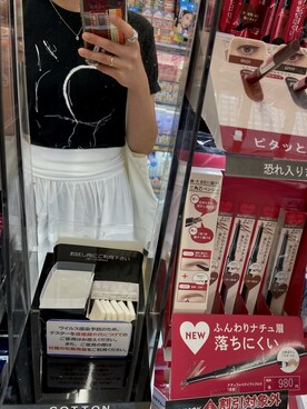 「litmusのアイテム（Tシャツ/カットソー、ブラック系）」を使った、2999さん（レディース・159cm）の秋コーディネート