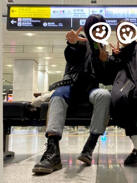 「GU（ジーユー）のアイテム（デニムパンツ、ブルー系）」を使った、2999さん（レディース・159cm）の春コーディネート