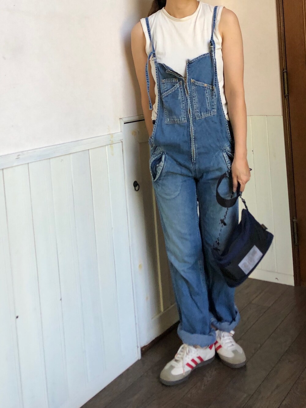 「サロペット、ジョンブル、アウトドアスタイル、アスレチック、夏コーデ、パンツスタイル、ママファッション、GU」｜「Johnbull Private laboのフレンチサロペット（サロペット/オーバーオール、ブルー系）」を使った、aiaiさん（レディース・160cm）の夏コーディネートの1枚目の写真