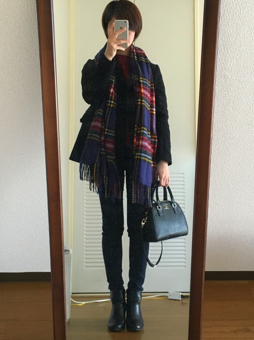 「GUのアイテム（ブーツ、ブラック系）」を使った、くり@復活さん（レディース・166cm）の冬コーディネートの1枚目の写真
